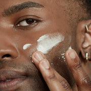 MATTER OF FACT SKINCARE MINIMALIST HYDRATING MOISTURIZER being applied on the face